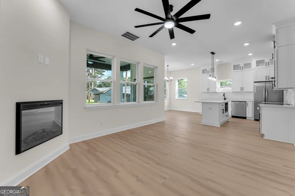 1105 Woodland DR Pooler, GA 31322