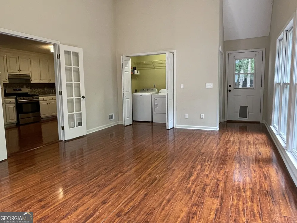 1024 Laurel Lake DR Ball Ground, GA 30107