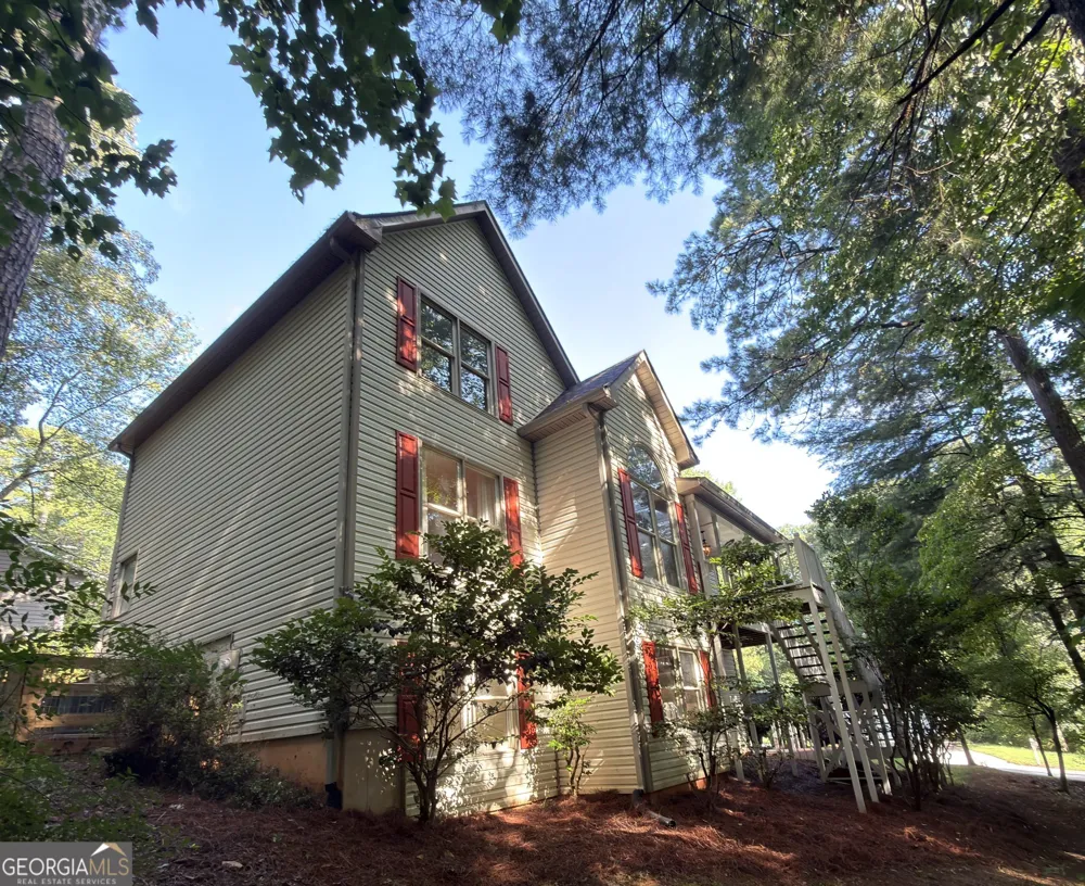 1024 Laurel Lake DR Ball Ground, GA 30107