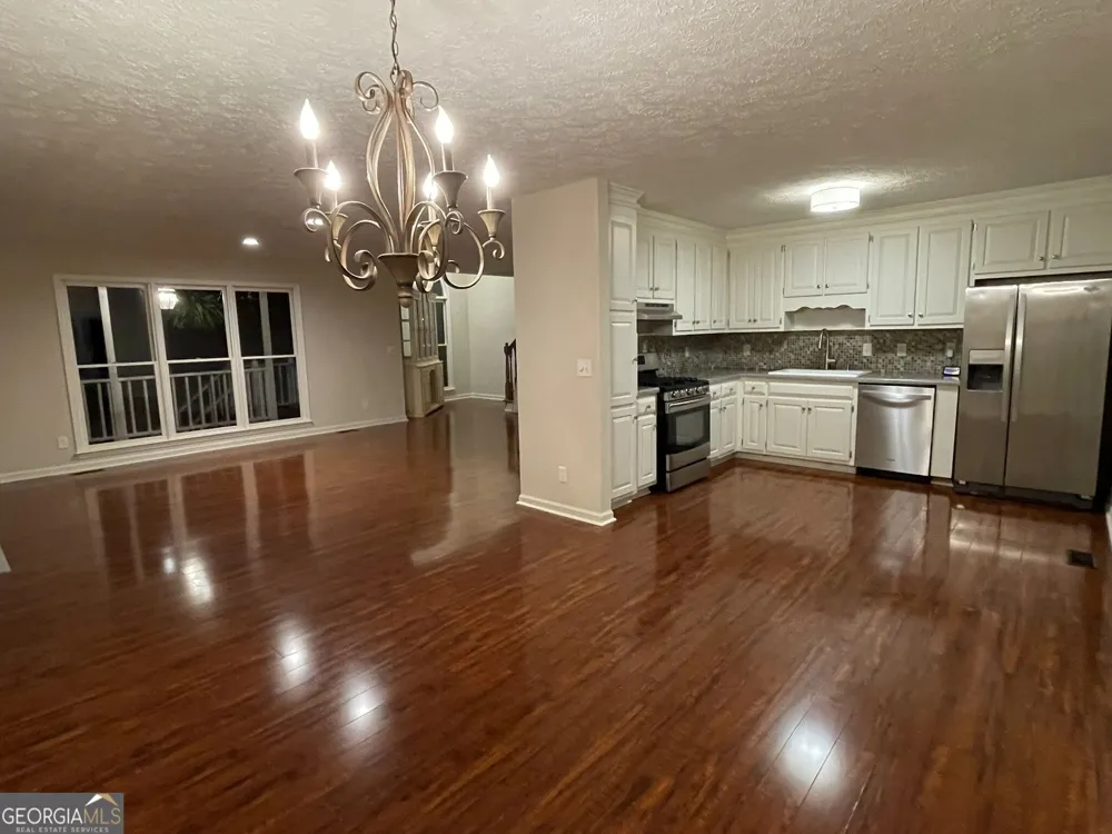 1024 Laurel Lake DR Ball Ground, GA 30107