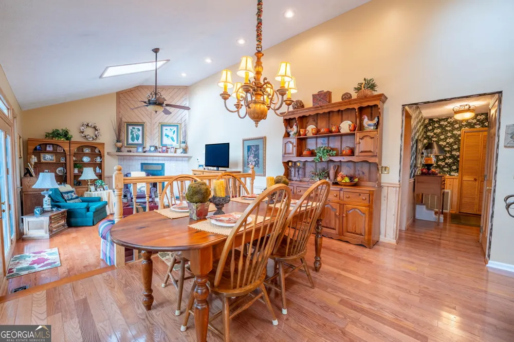 191 Applewood DR Tiger, GA 30576
