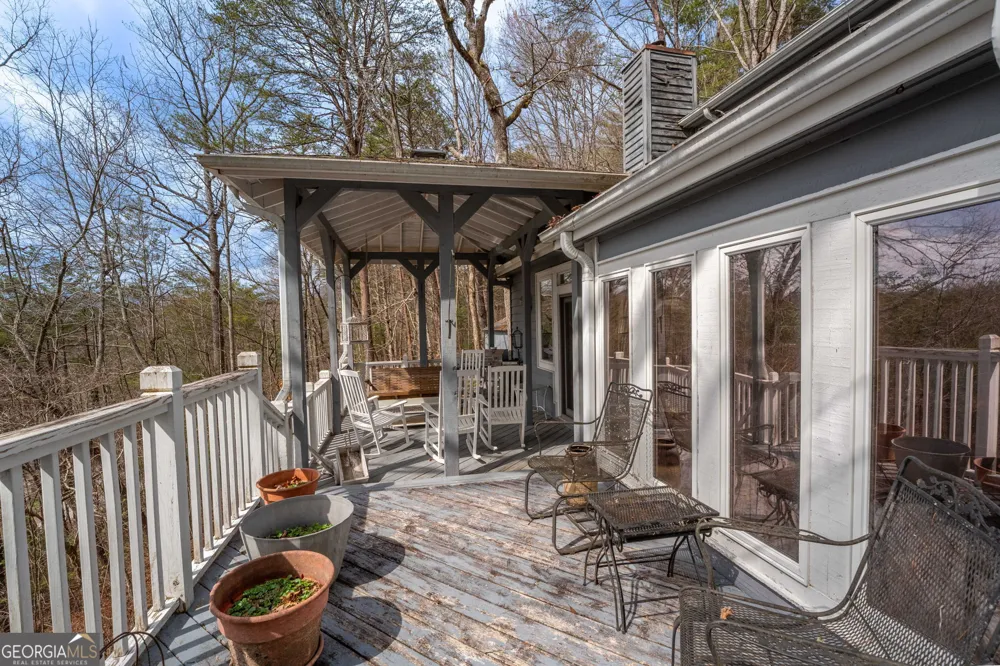 191 Applewood DR Tiger, GA 30576