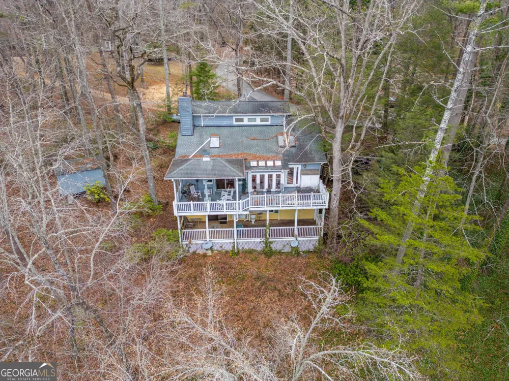 191 Applewood DR Tiger, GA 30576