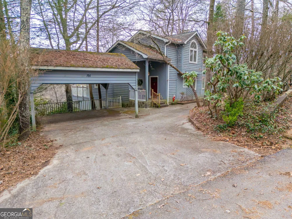 191 Applewood DR Tiger, GA 30576