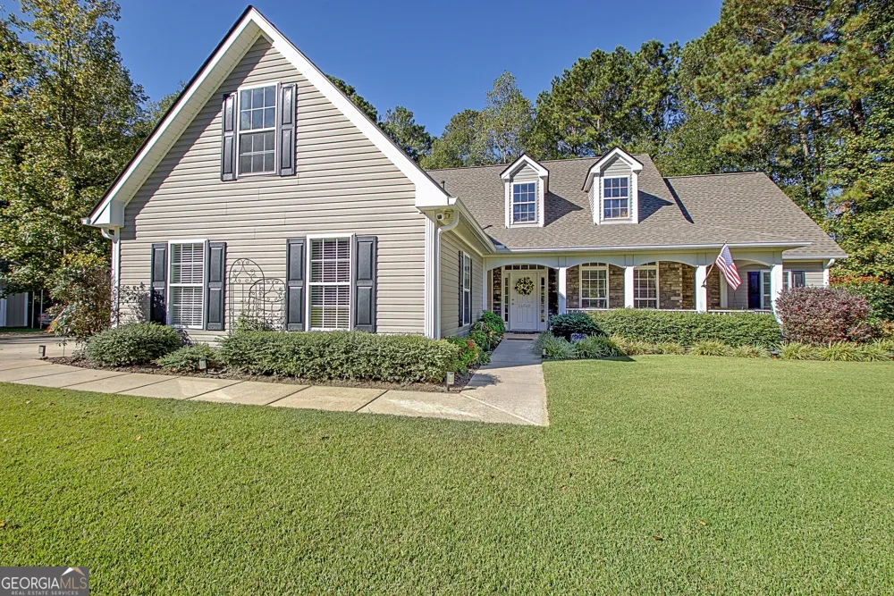 1040 Bob Smith RD Sharpsburg, GA 30277