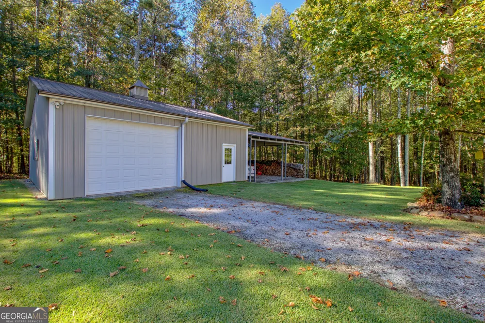 1040 Bob Smith RD Sharpsburg, GA 30277
