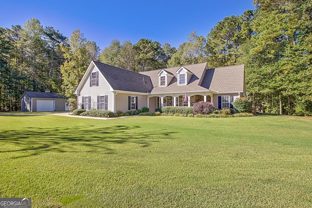 1040 Bob Smith RD Sharpsburg, GA 30277
