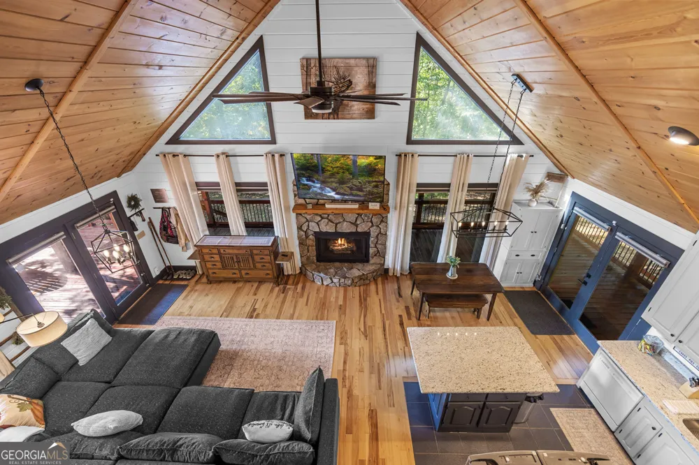 832 Scenic Mountain View RD Blue Ridge, GA 30513