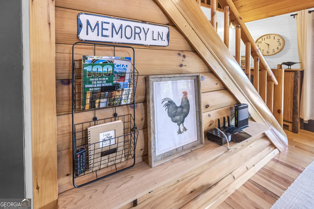832 Scenic Mountain View RD Blue Ridge, GA 30513