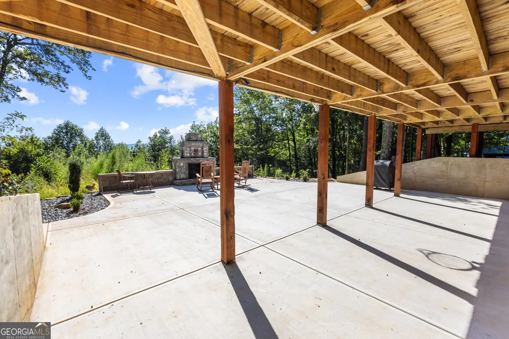 832 Scenic Mountain View RD Blue Ridge, GA 30513