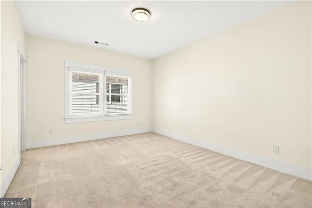 5989 Kenn Manor WAY Norcross, GA 30071