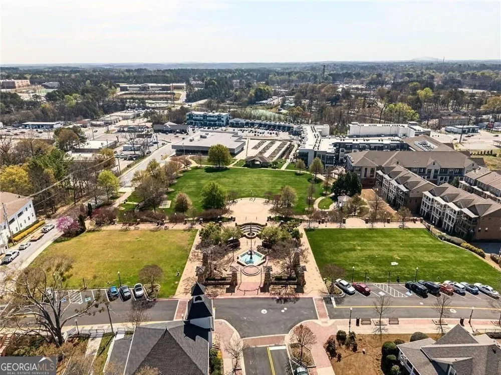 5989 Kenn Manor WAY Norcross, GA 30071