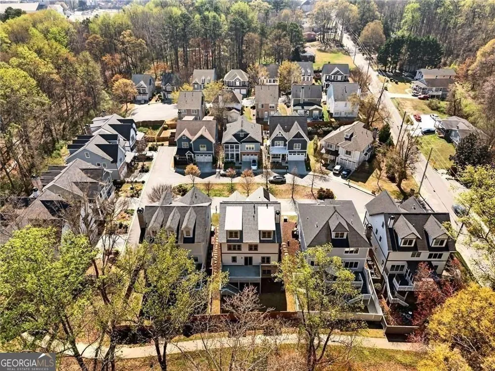 5989 Kenn Manor WAY Norcross, GA 30071