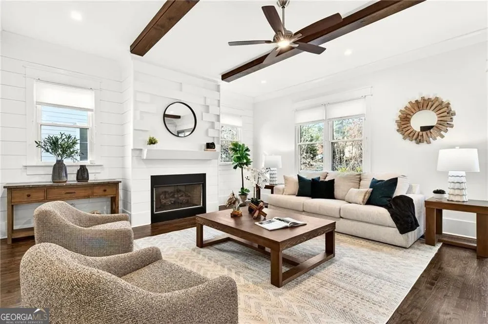 5989 Kenn Manor WAY Norcross, GA 30071