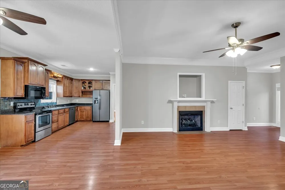 109 Ritz LN Perry, GA 31069