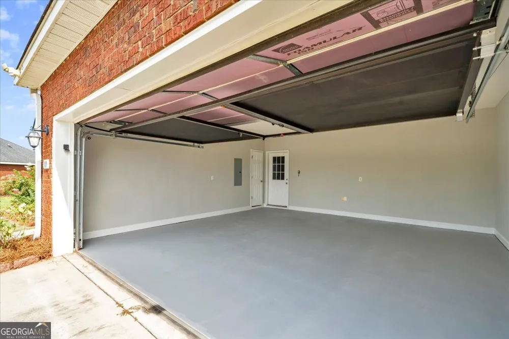109 Ritz LN Perry, GA 31069