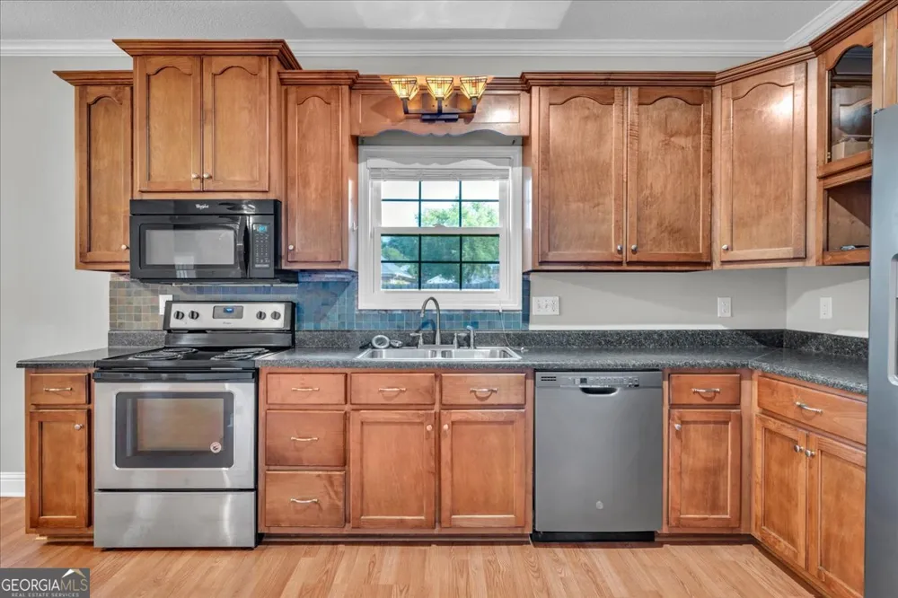 109 Ritz LN Perry, GA 31069