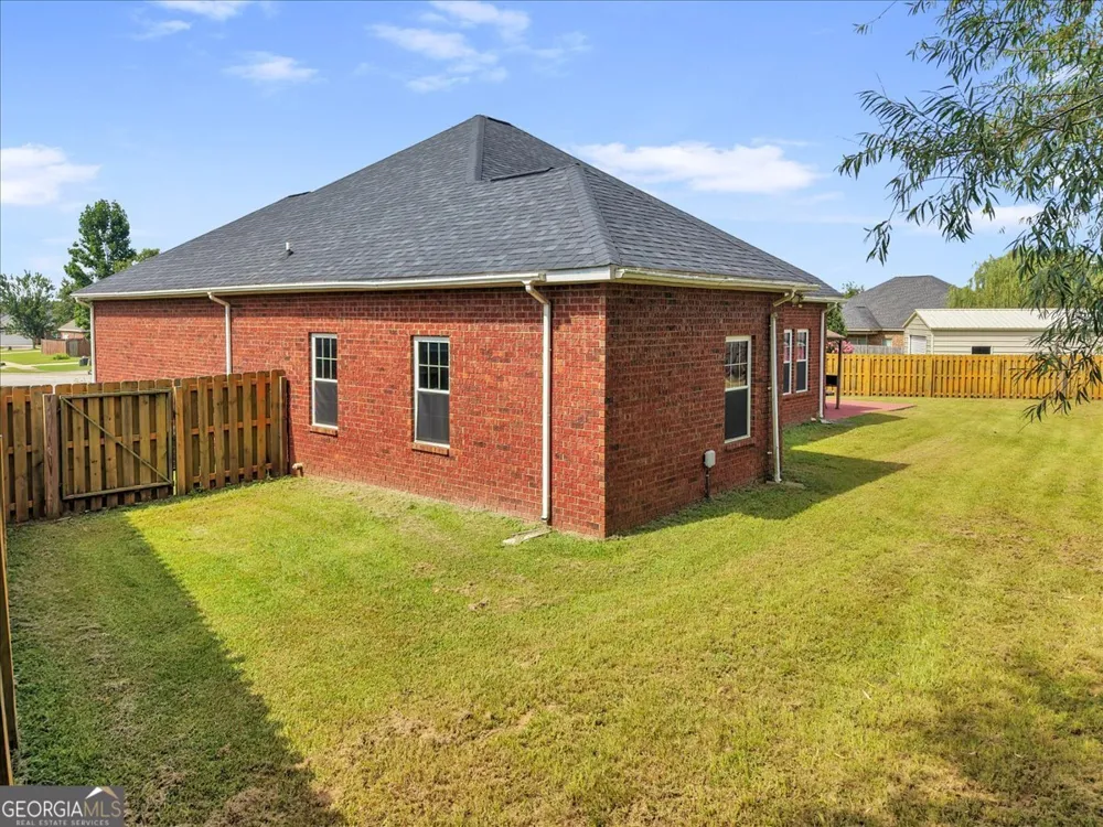 109 Ritz LN Perry, GA 31069