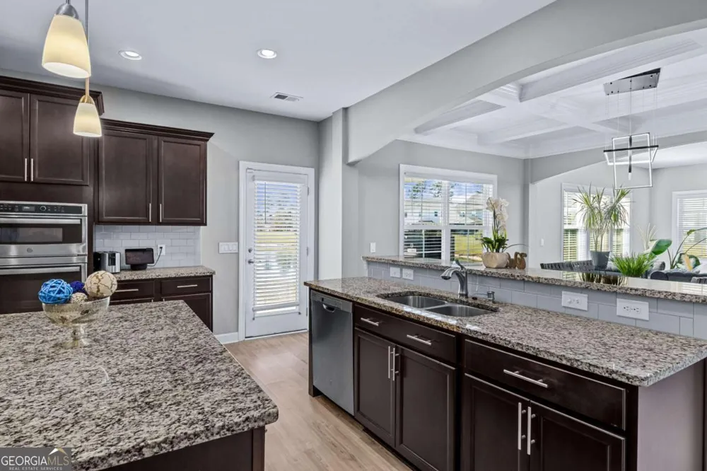 74 Winslow CIR Savannah, GA 31407