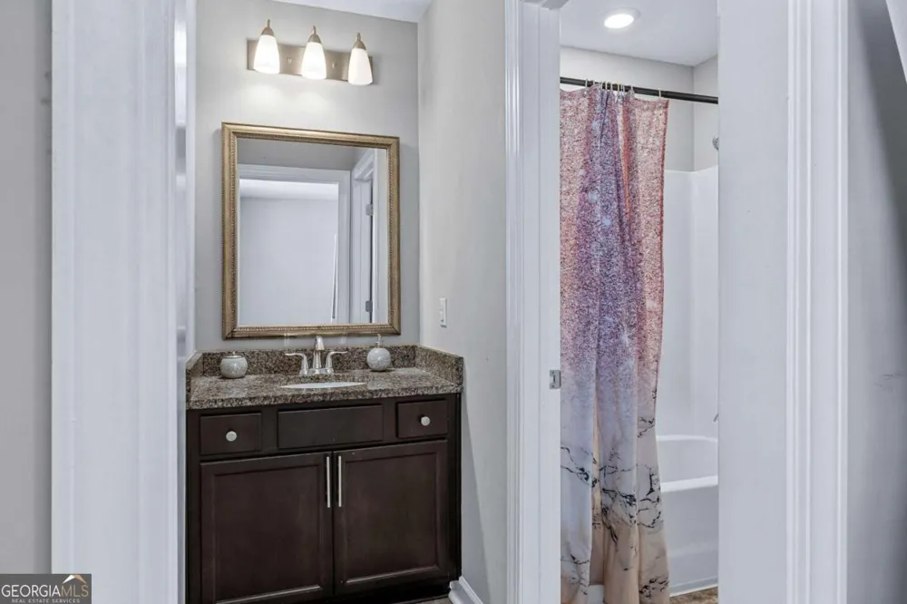 74 Winslow CIR Savannah, GA 31407