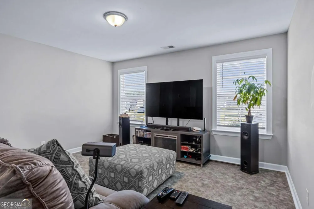 74 Winslow CIR Savannah, GA 31407