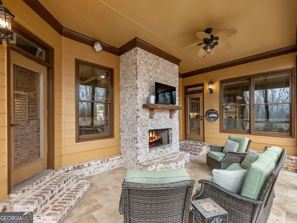 6147 Golf View CT Jefferson, GA 30549