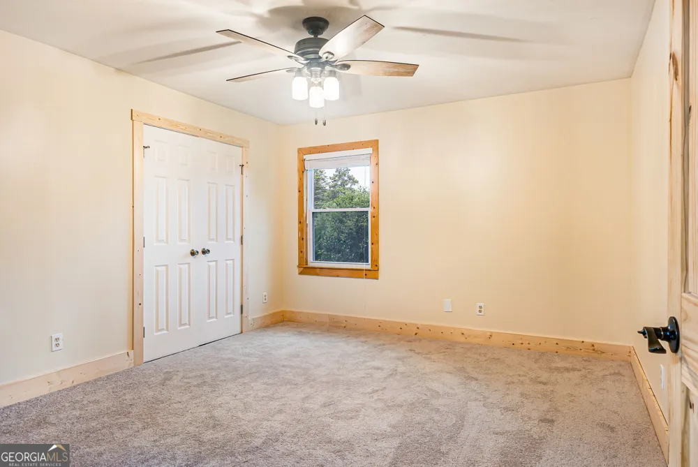 134 Ellen Hand CIR Cedartown, GA 30125
