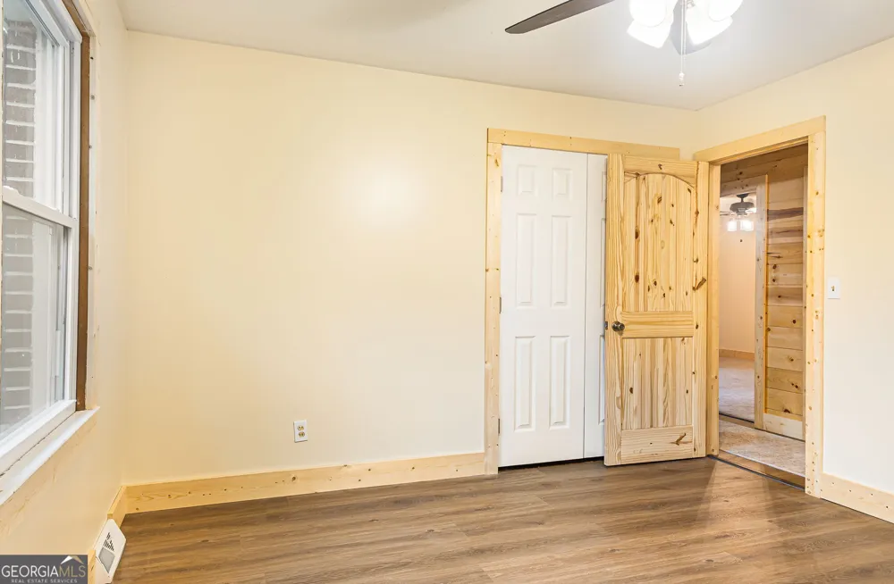134 Ellen Hand CIR Cedartown, GA 30125