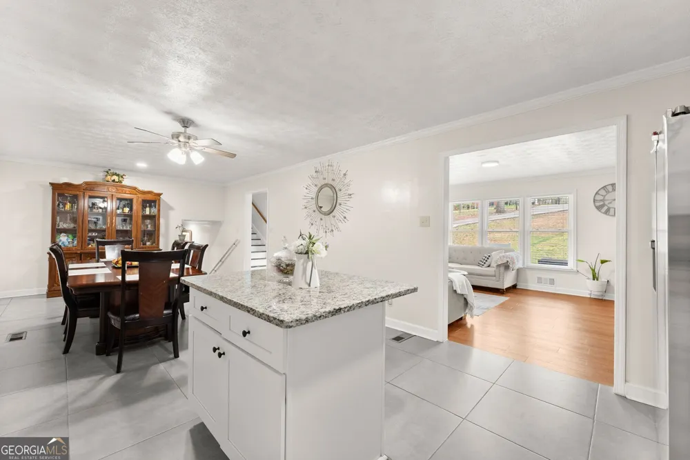 4548 Holiday Heights DR Oakwood, GA 30566