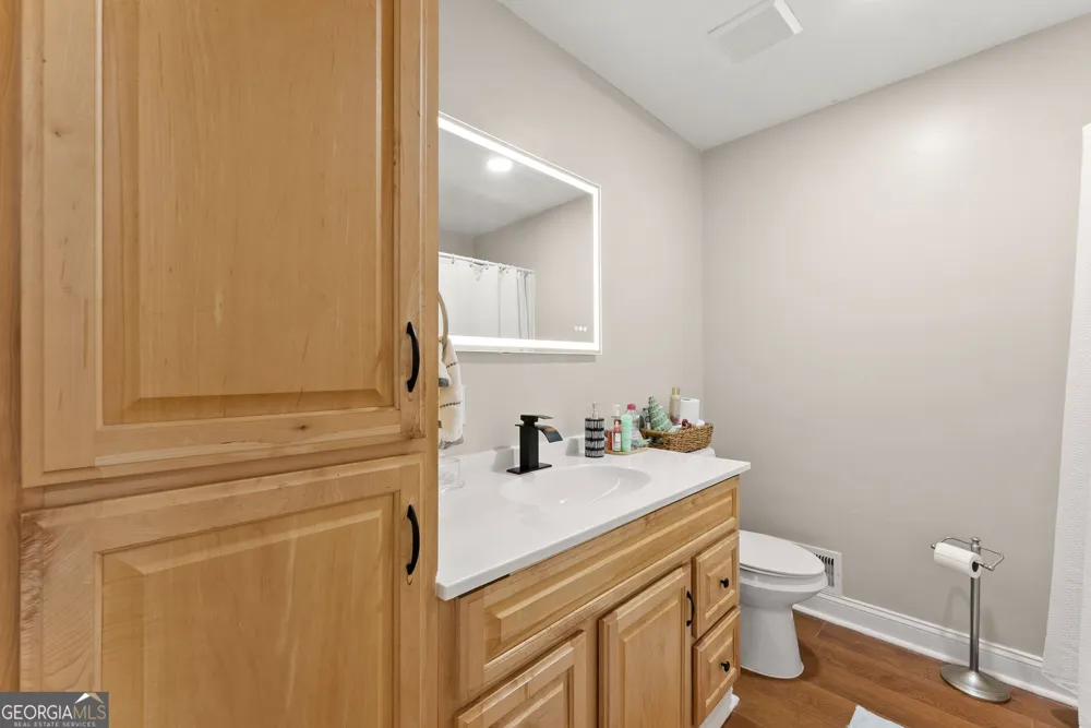 4548 Holiday Heights DR Oakwood, GA 30566