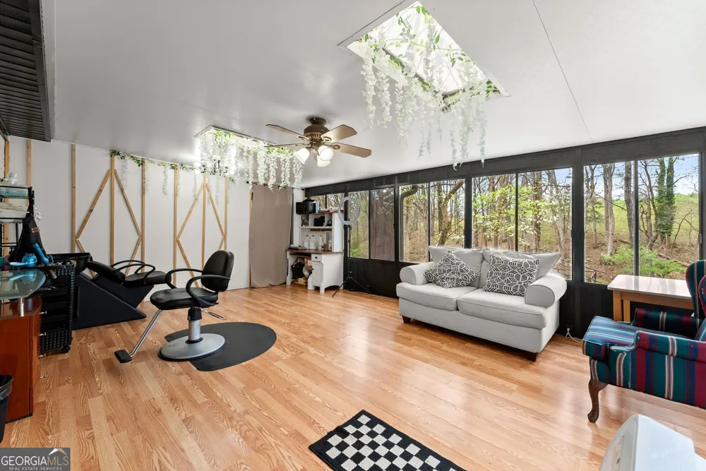 4548 Holiday Heights DR Oakwood, GA 30566