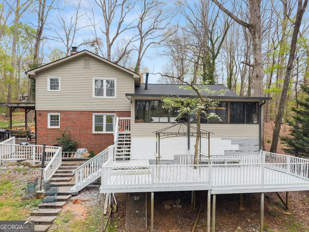 4548 Holiday Heights DR Oakwood, GA 30566