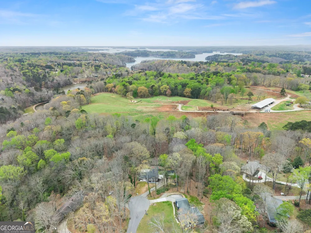 4548 Holiday Heights DR Oakwood, GA 30566