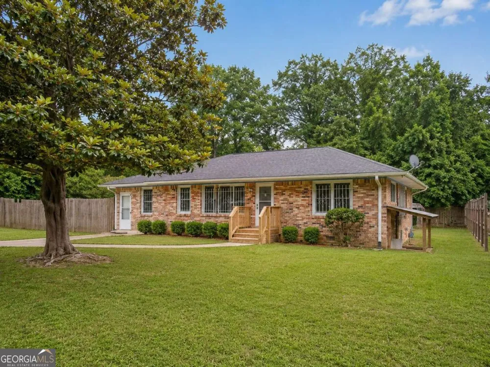 1189 Rockcut RD Forest Park, GA 30297