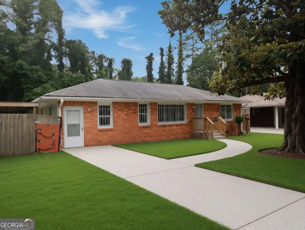 1189 Rockcut RD Forest Park, GA 30297