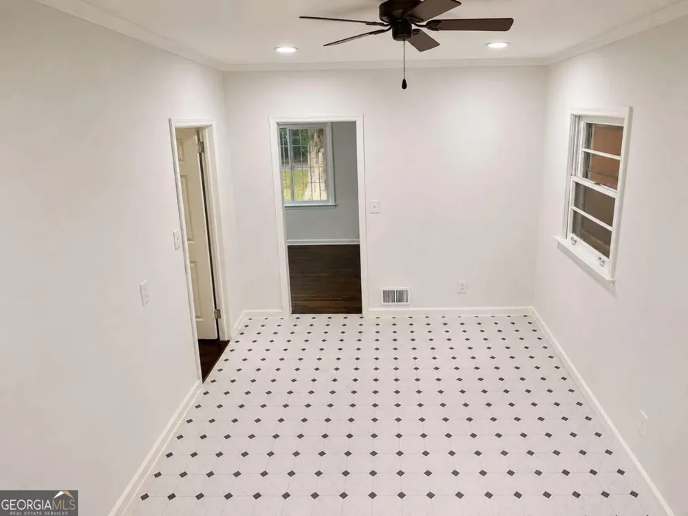 1189 Rockcut RD Forest Park, GA 30297