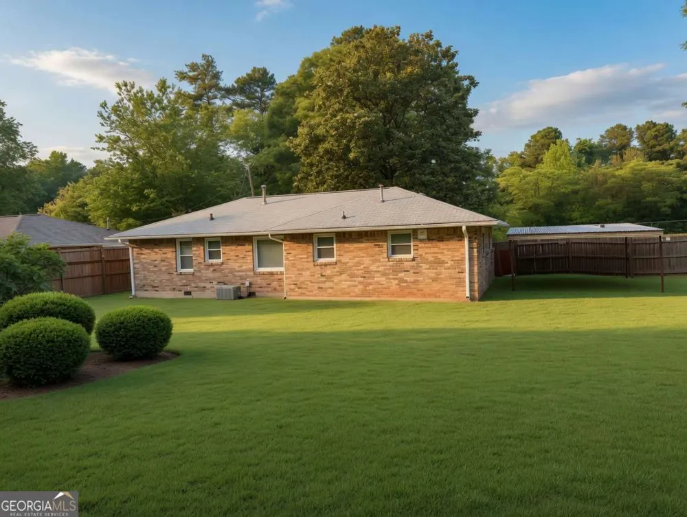 1189 Rockcut RD Forest Park, GA 30297