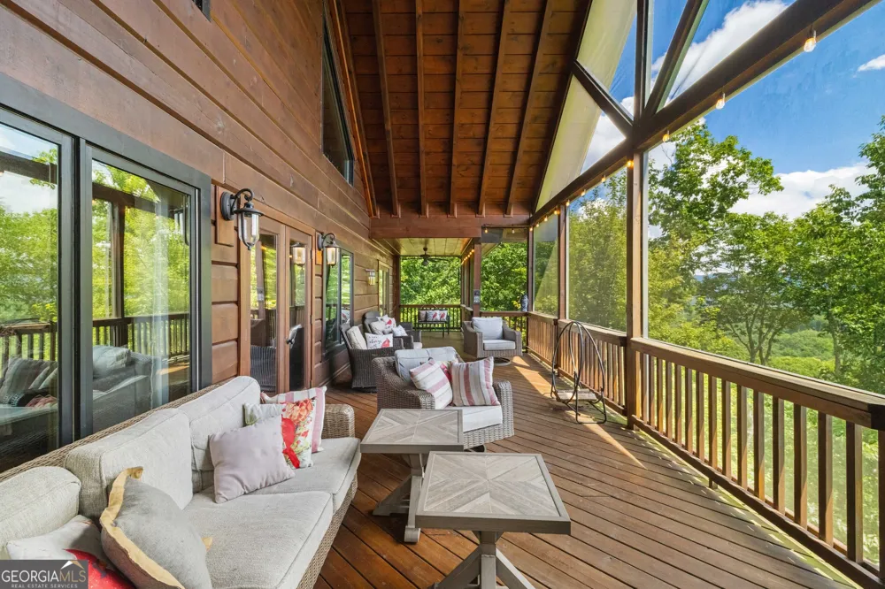 157 Misty Mountain LN Blue Ridge, GA 30513