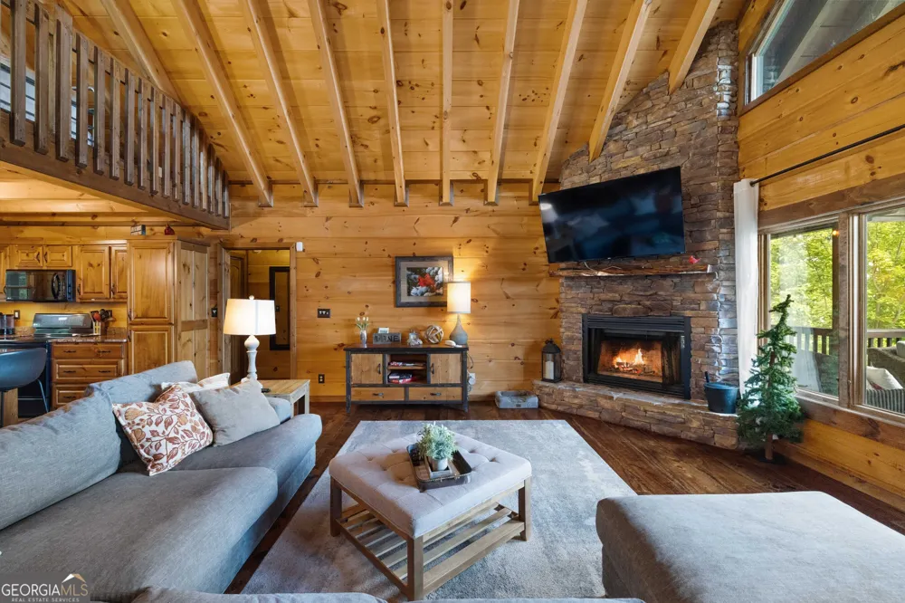 157 Misty Mountain LN Blue Ridge, GA 30513