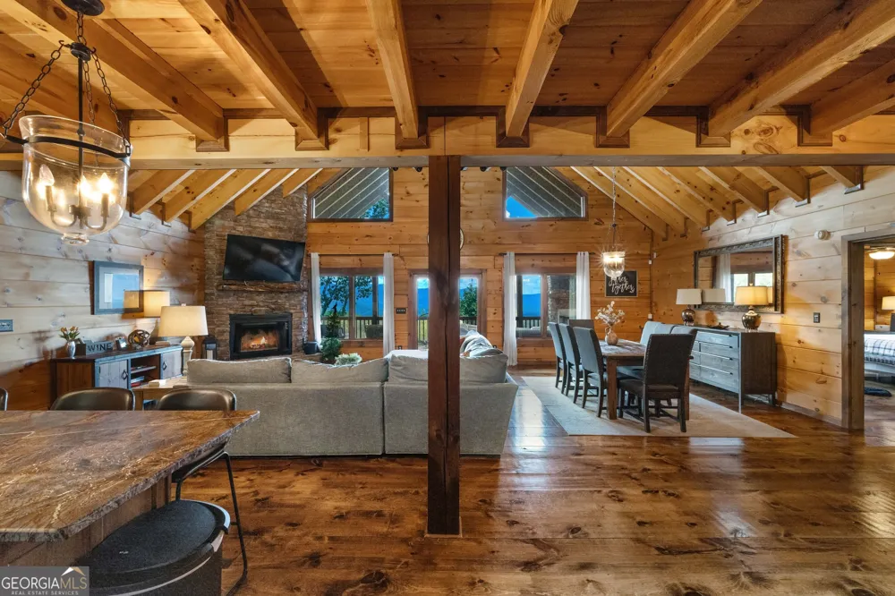 157 Misty Mountain LN Blue Ridge, GA 30513
