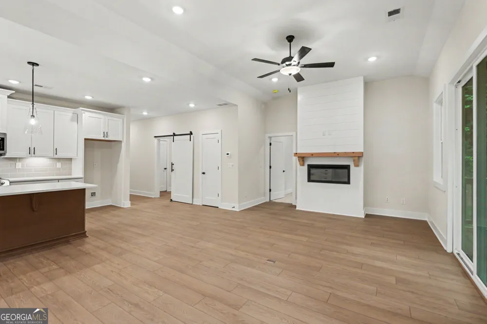 1632 McClung RD Hiram, GA 30141