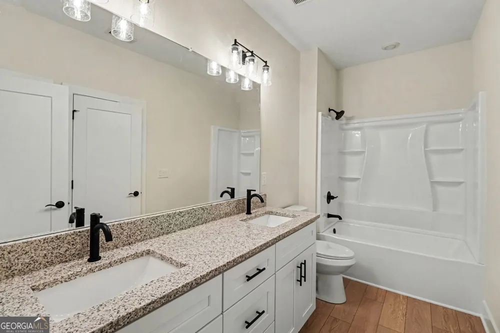 1632 McClung RD Hiram, GA 30141