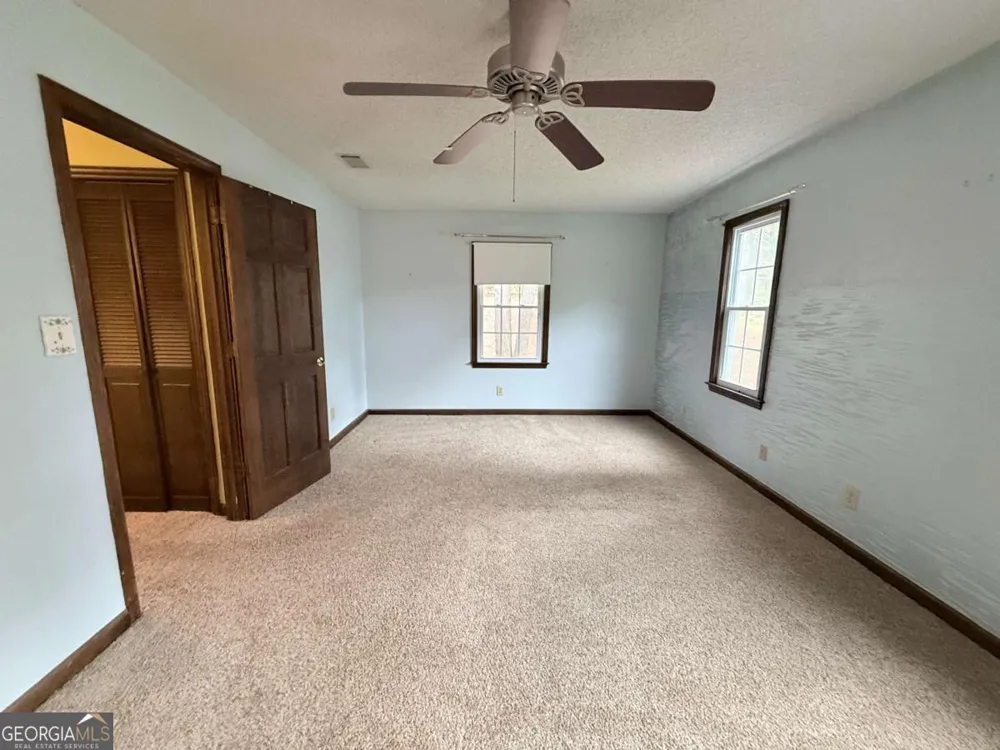 3033 Riviera DR NW Conyers, GA 30012