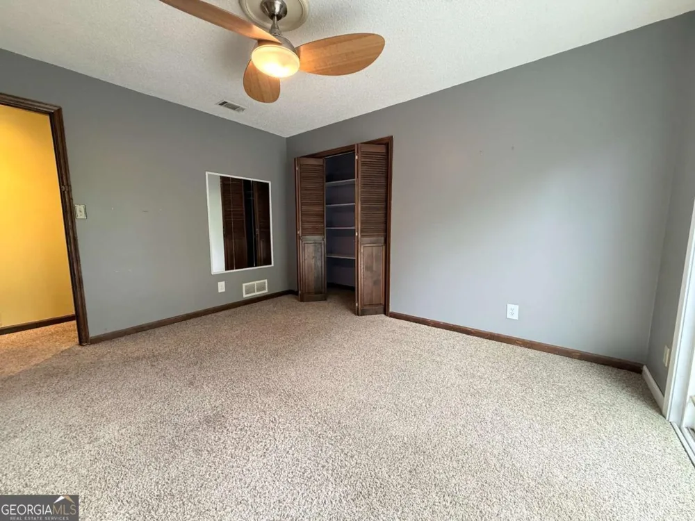 3033 Riviera DR NW Conyers, GA 30012