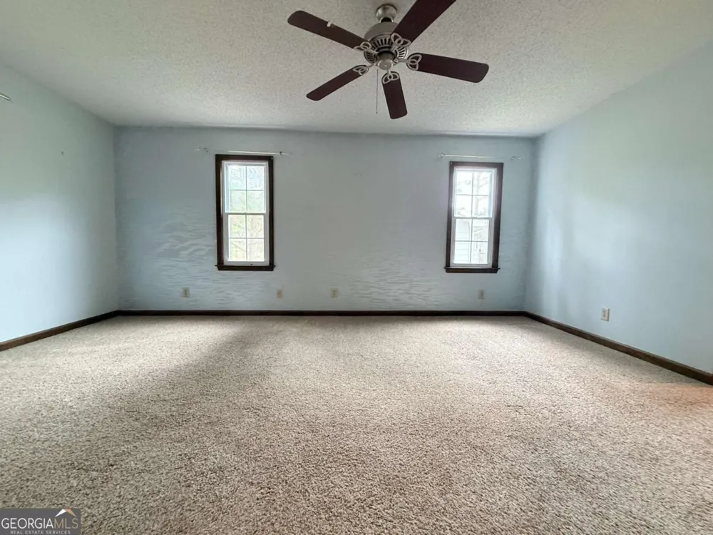 3033 Riviera DR NW Conyers, GA 30012