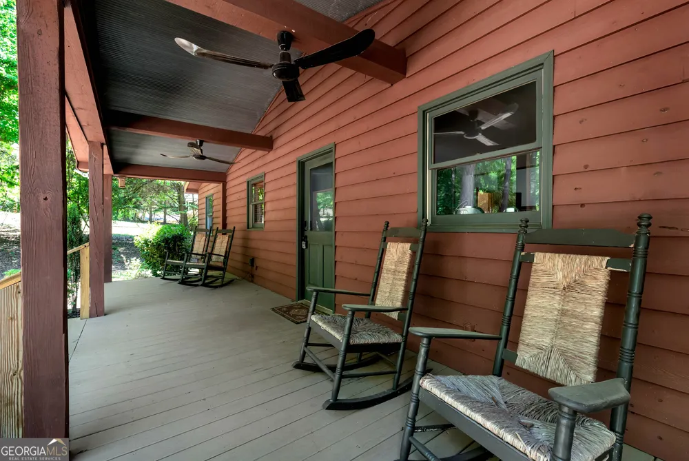 142 Hugh Dorsey RD Hartwell, GA 30643