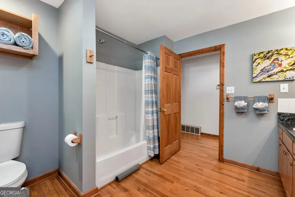 142 Hugh Dorsey RD Hartwell, GA 30643