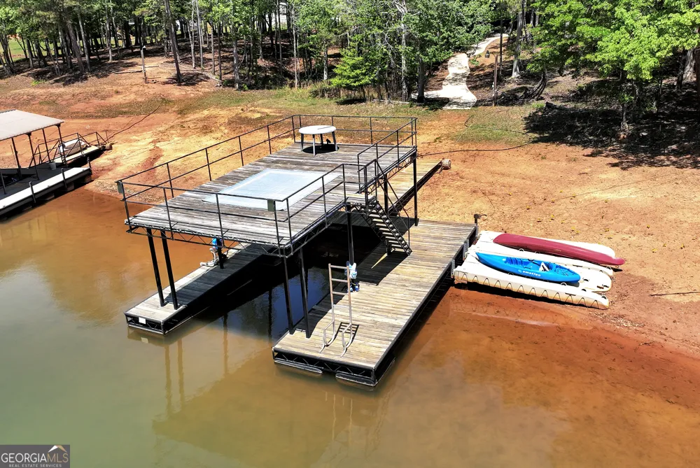 142 Hugh Dorsey RD Hartwell, GA 30643