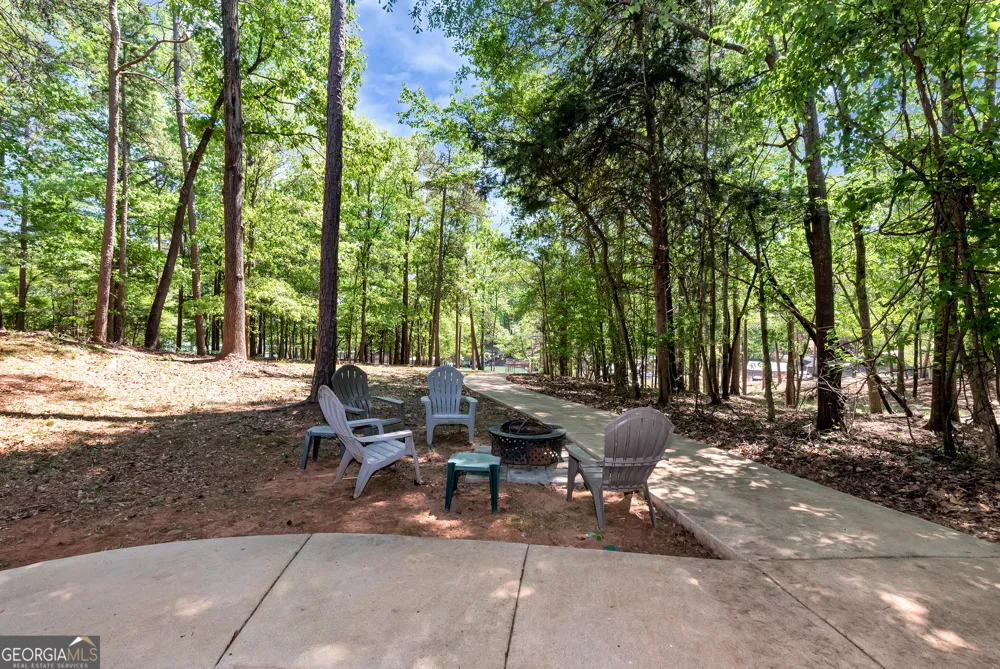 142 Hugh Dorsey RD Hartwell, GA 30643