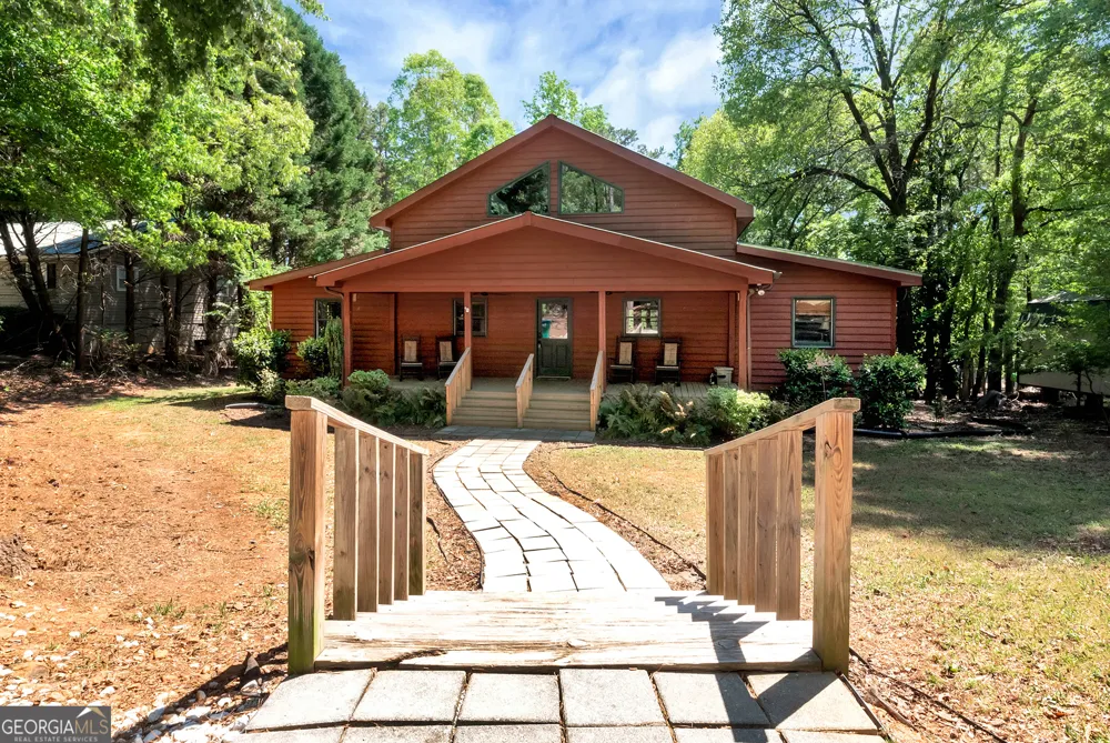 142 Hugh Dorsey RD Hartwell, GA 30643